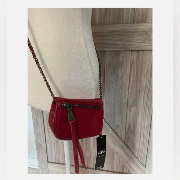 NWT Aimee Kestenberg Down under Crossbody Wine Red Small Compact Leather Chain - Picture 8 of 8